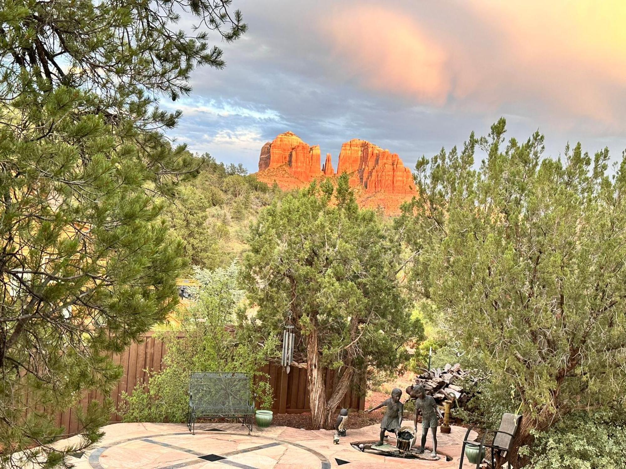 Sedona Cathedral Hideaway B&B And Casita Extérieur photo